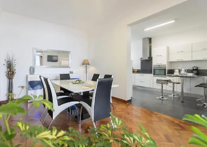 Bay View By Homie פונשל