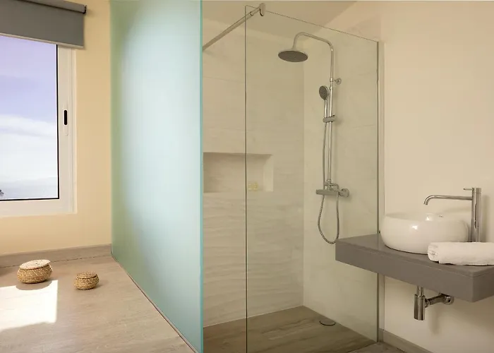 Bay View By Homie * Funchal (Madeira)